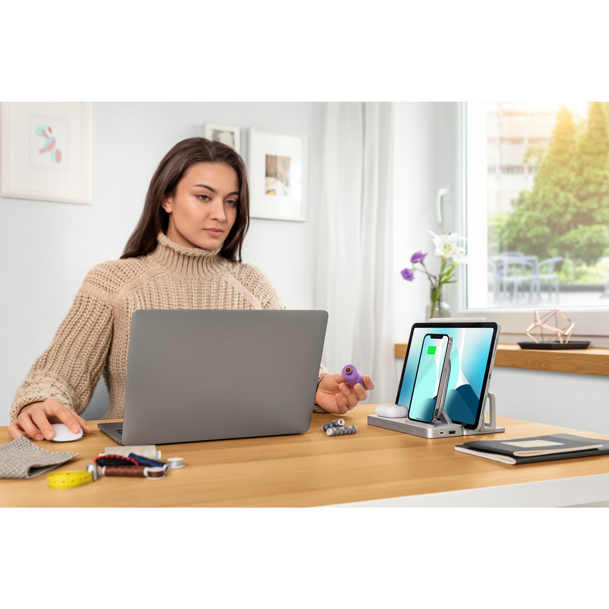 KENSINGTON KENSINGTON STUDIO CADDY FOR APPLE DEVICES K59090WW