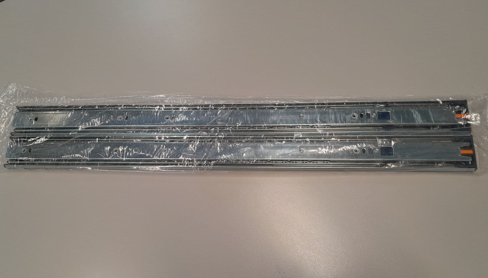 PcLocs Drawer Runners CAR30/20 V4-V5 PCLHRD-00037-01