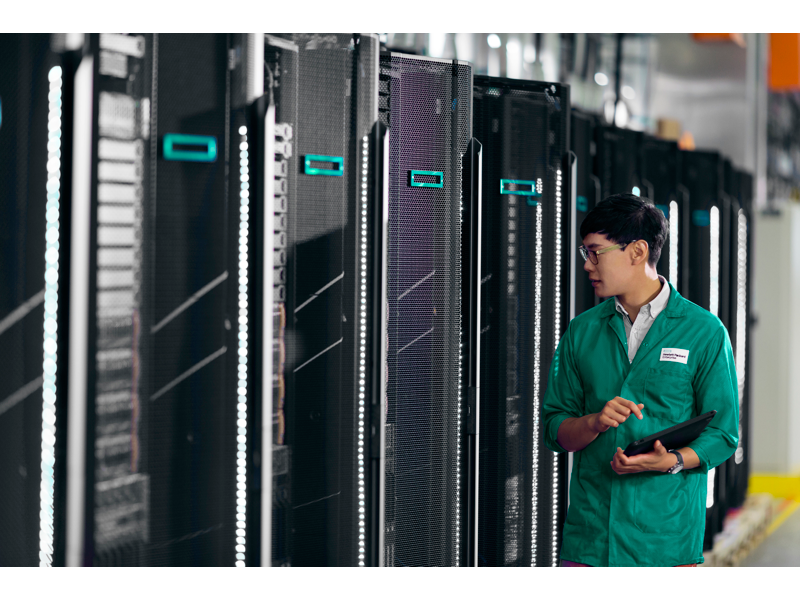 HPE DL360 G11 2SFF x4 U.3 BC TM Kit HPE — view 2