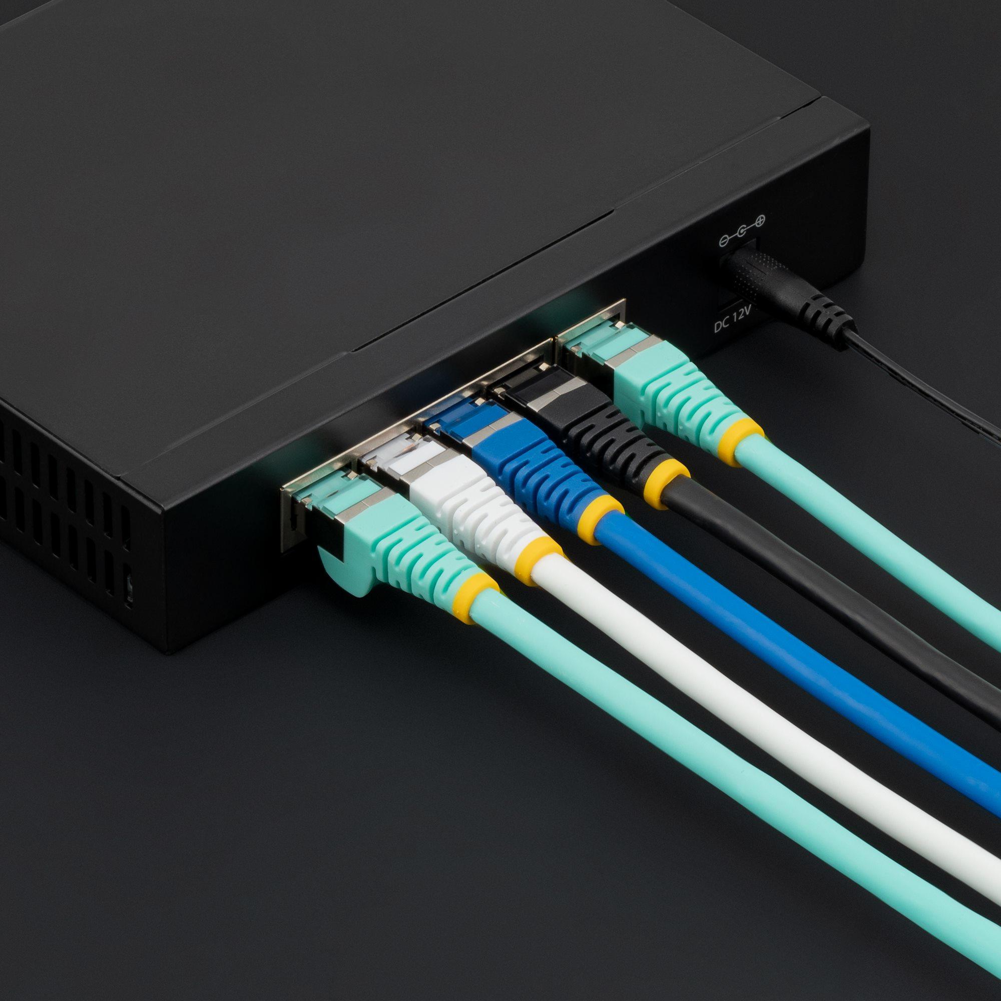 StarTech.com 50cm LSZH CAT6a Ethernet Cable - Blue StarTech.com — view 6