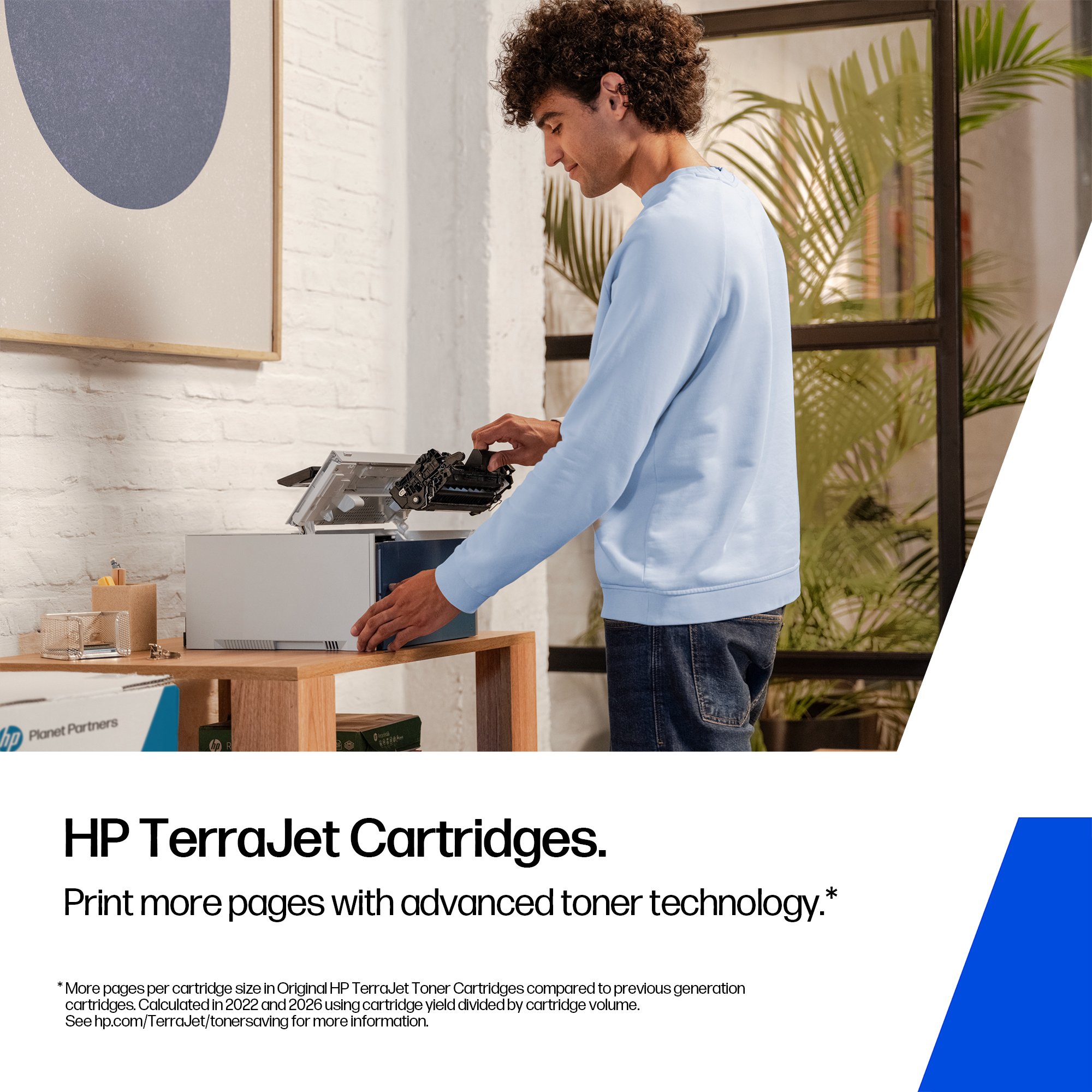 HP #213A Mgn Toner W2133A HP — view 6